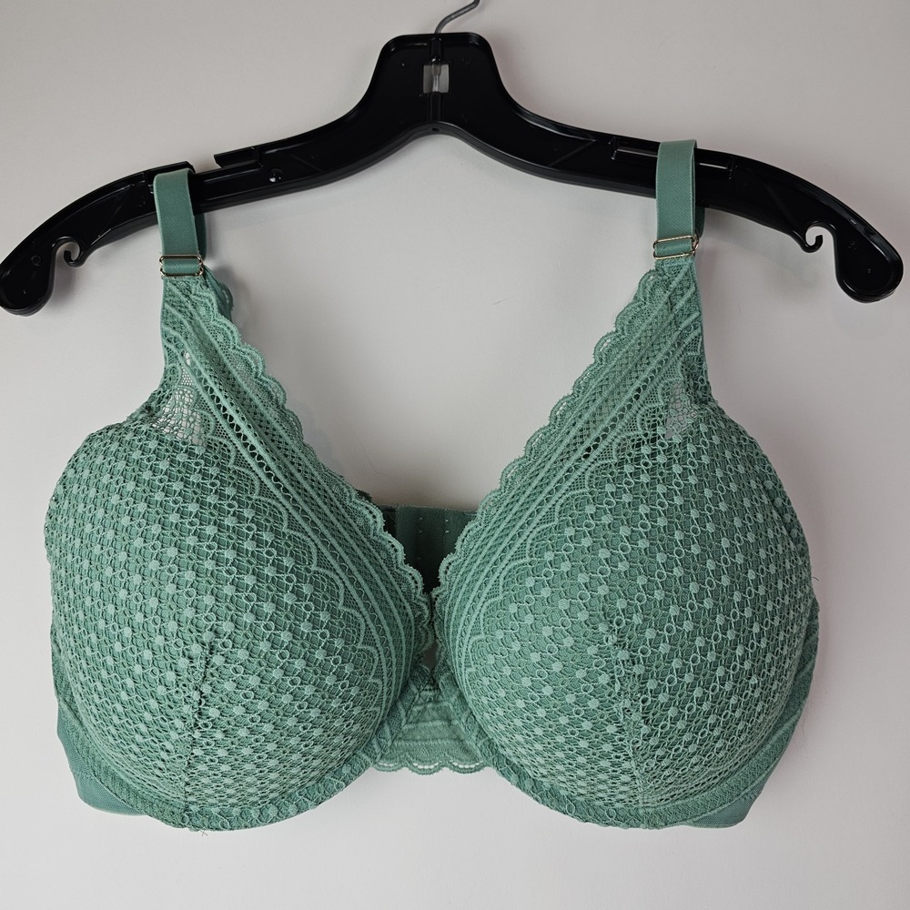 Auden Lace Underwire Bra in Mint Green